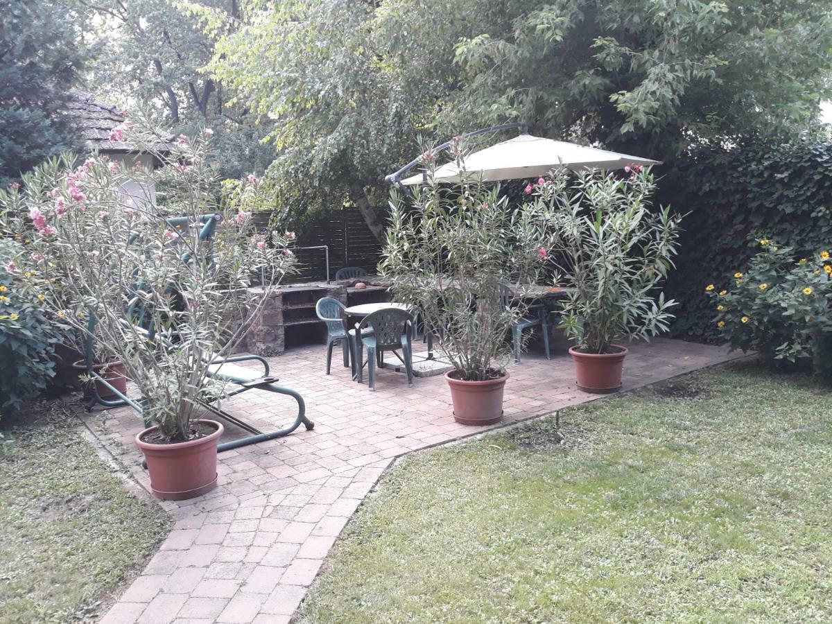 Villa Ottilia Studio Siofok Ngoại thất bức ảnh